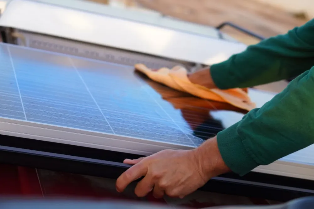 entretien panneau solaire